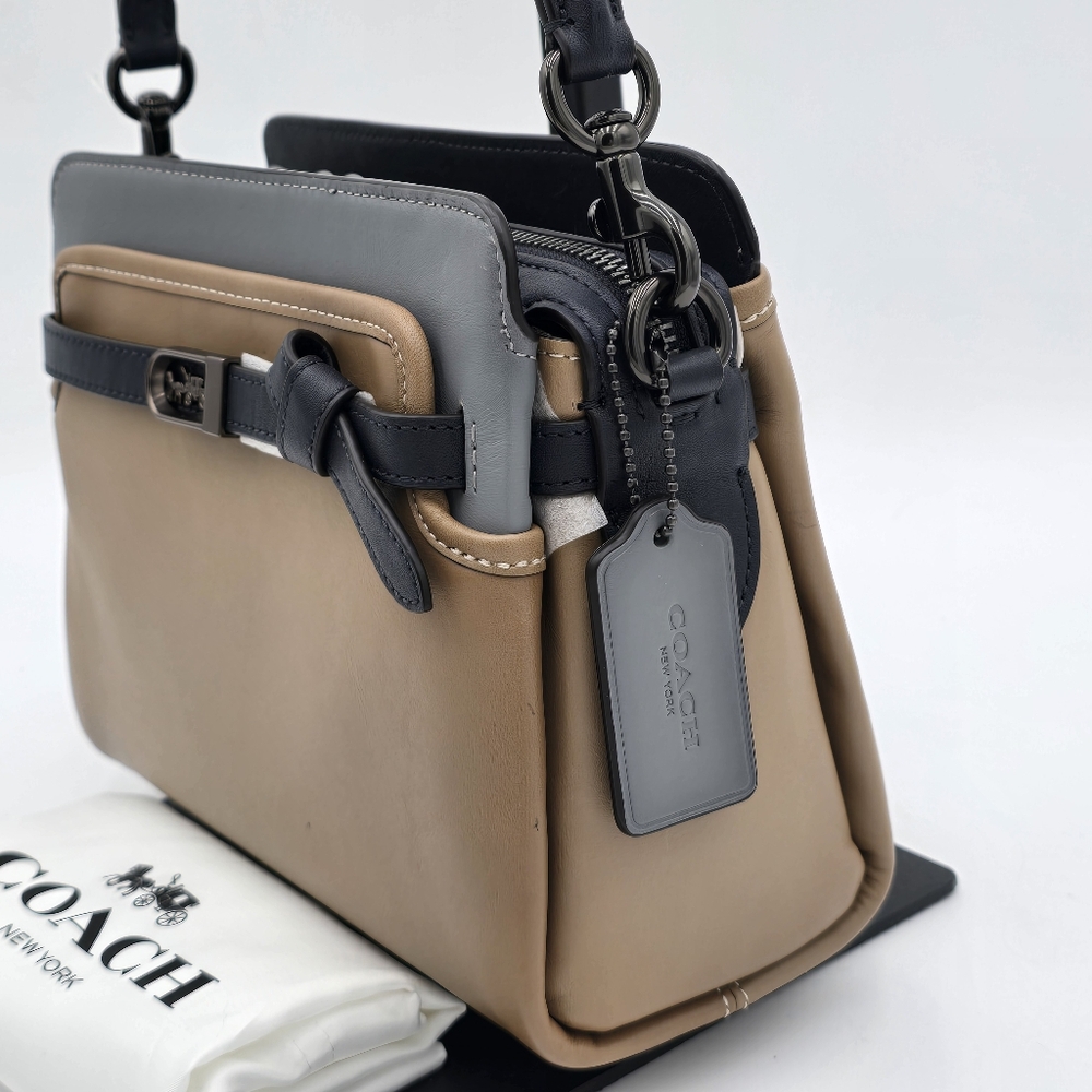💥NWT💥Coach Glovetanned Leather Tate Carryall in Colorblock - Picture 2 of 16